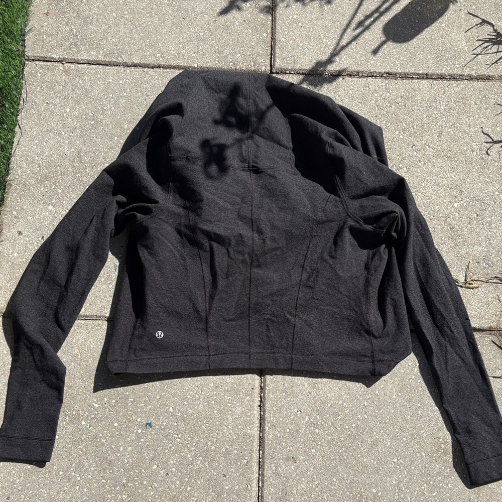 lululemon athletica Charcoal Hooded Sweater - Picture 5 of 7